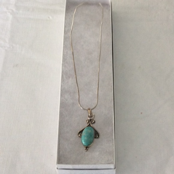 Woman’s Elegant Sliver and Turquoise Pendant Necklace - Picture 6 of 6
